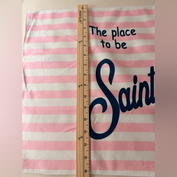 Saint Barth Quick Dry Travel Towel | Compact Beach Gym Microfiber Towel - Picture 2 of 3